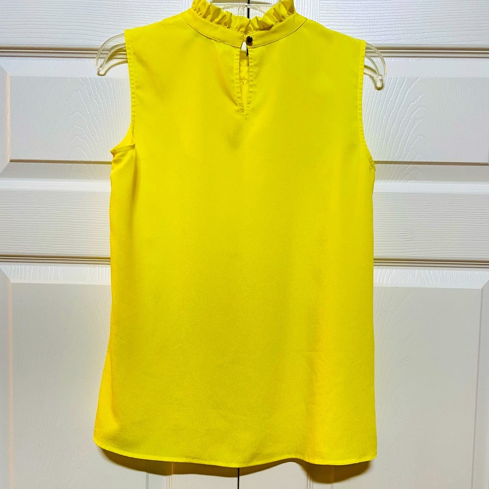 CUTE CALVIN KLEIN YELLOW RUFFED NECK TOP YOU ARE GOING TO LOVE. LIKE NEW & CUTE. - Picture 2 of 12